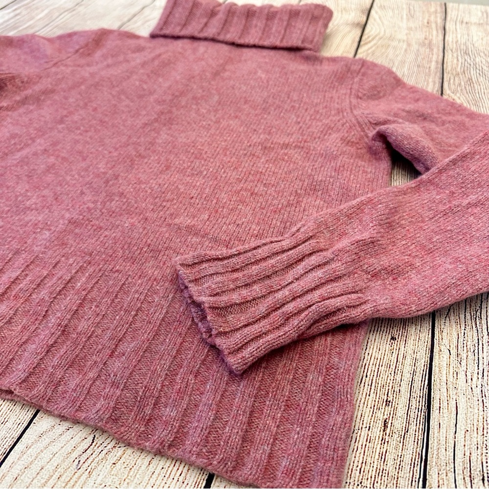 J Crew Mauve Turtleneck Sweater Size Large 100% Wool Cozy Cabincore Preppy - Picture 2 of 4